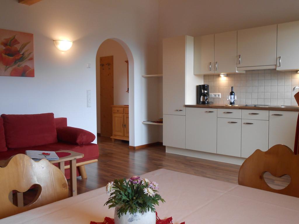 Toerggelehof Apartment Lagundo Cameră foto